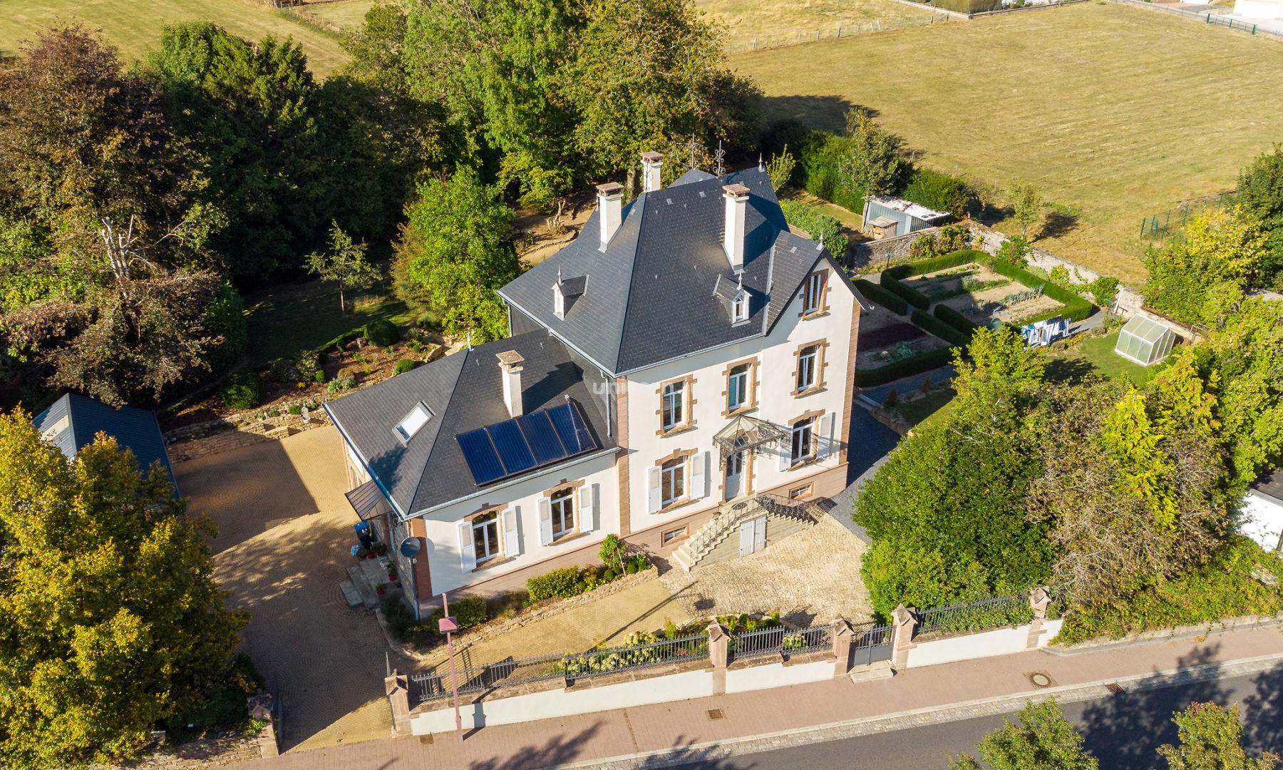 maison-de-maitre for sale in Rambrouch  - 300m²