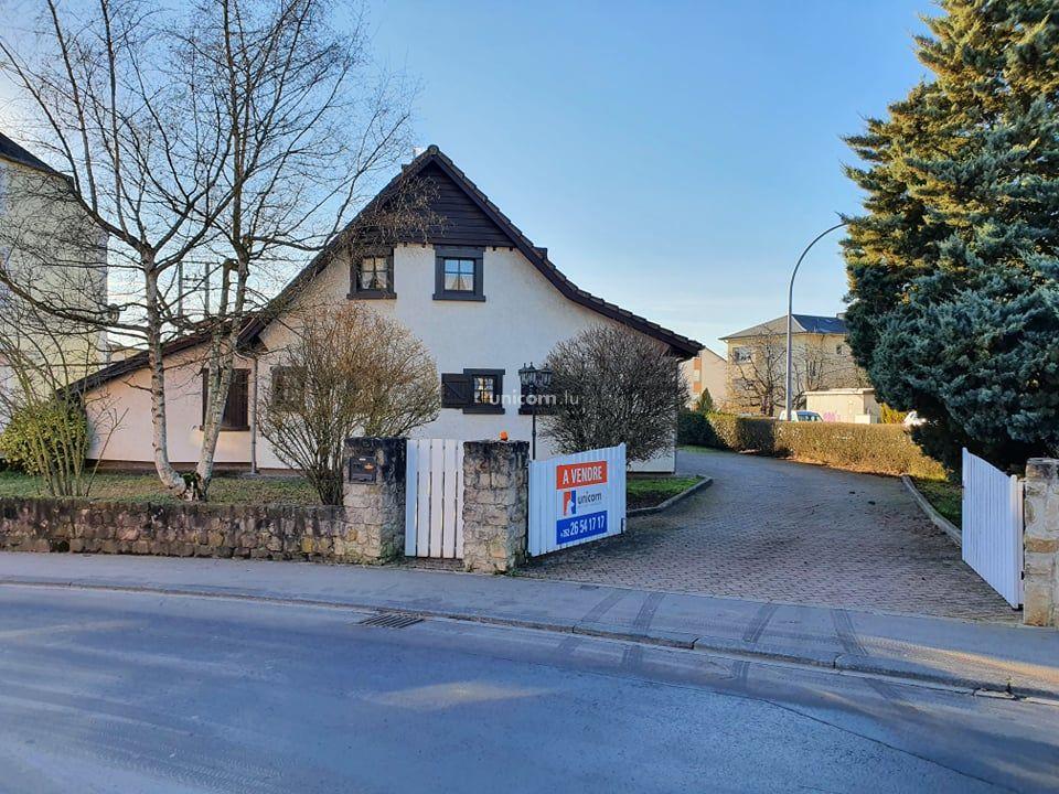 Maison en vente à Bettembourg  - 194m²