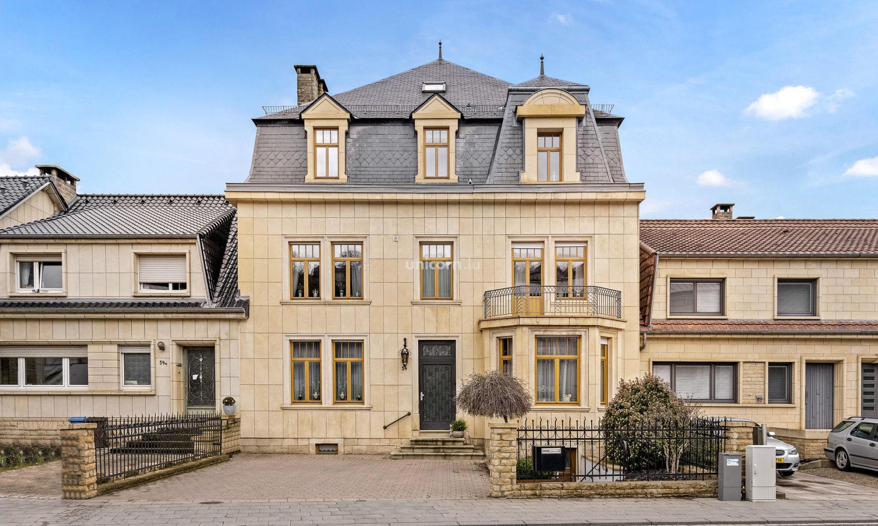 Maison en vente à Tetange  - 350m²