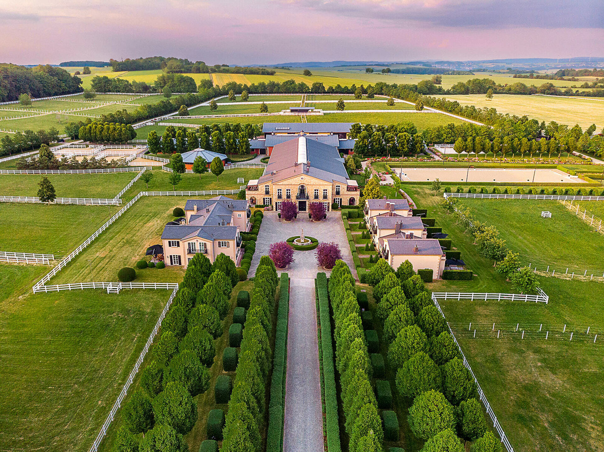 Propriété de prestige en vente à Perl-Borg, Allemagne  - 1767m²