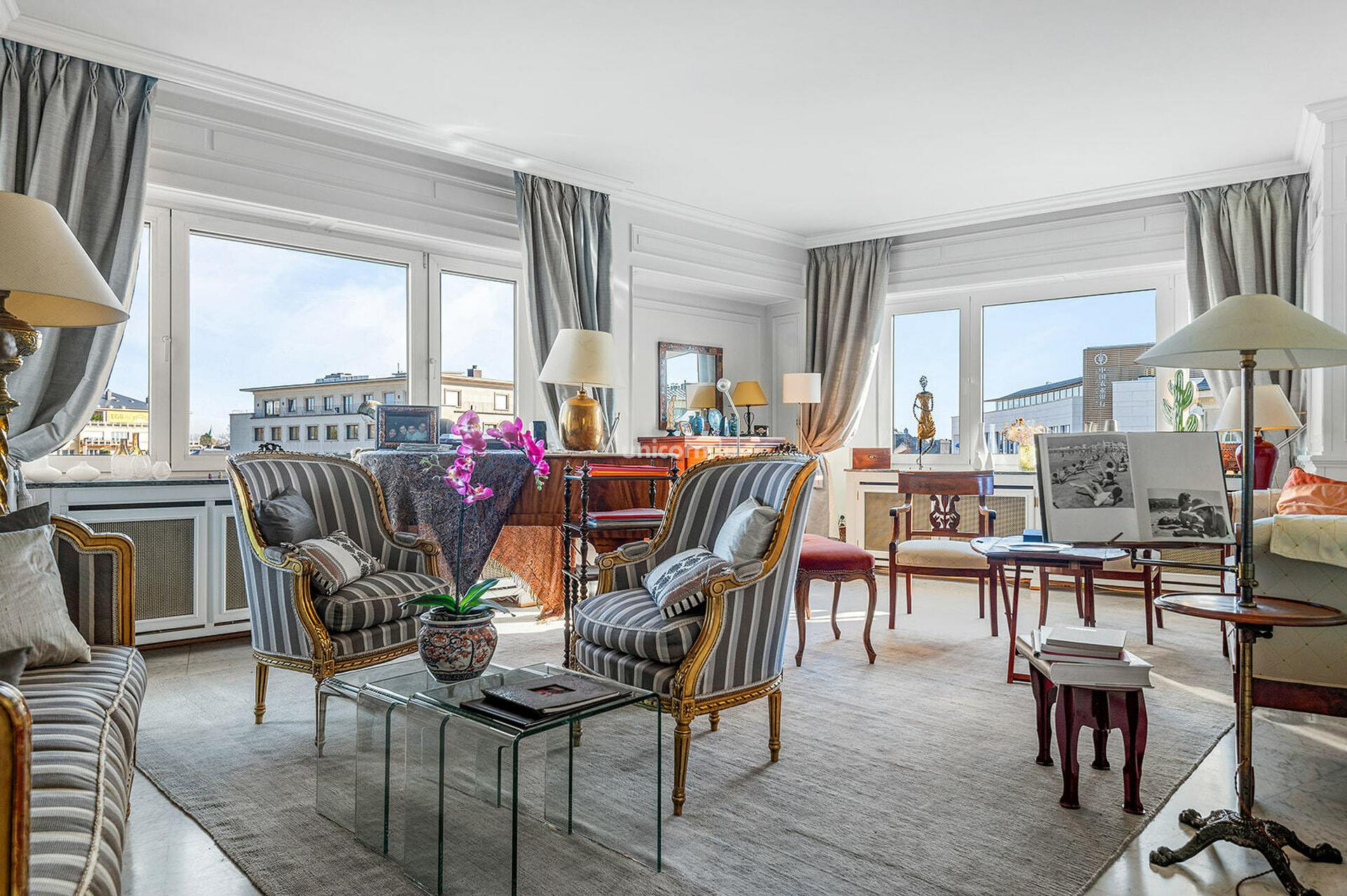Apartment for sale in Luxembourg-Belair  - 137.5m²