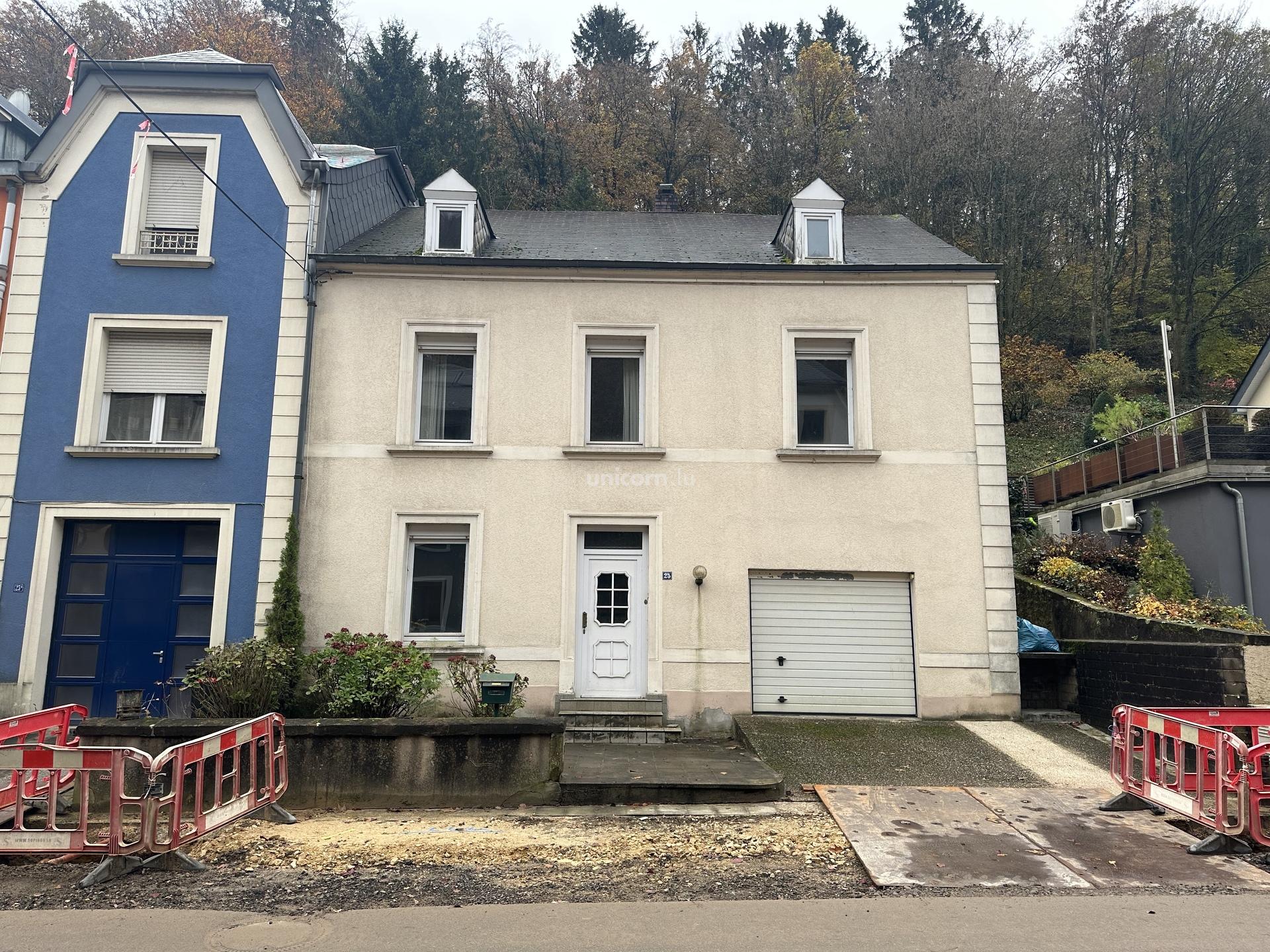 Haus zu verkaufen in Strassen  - 170m²