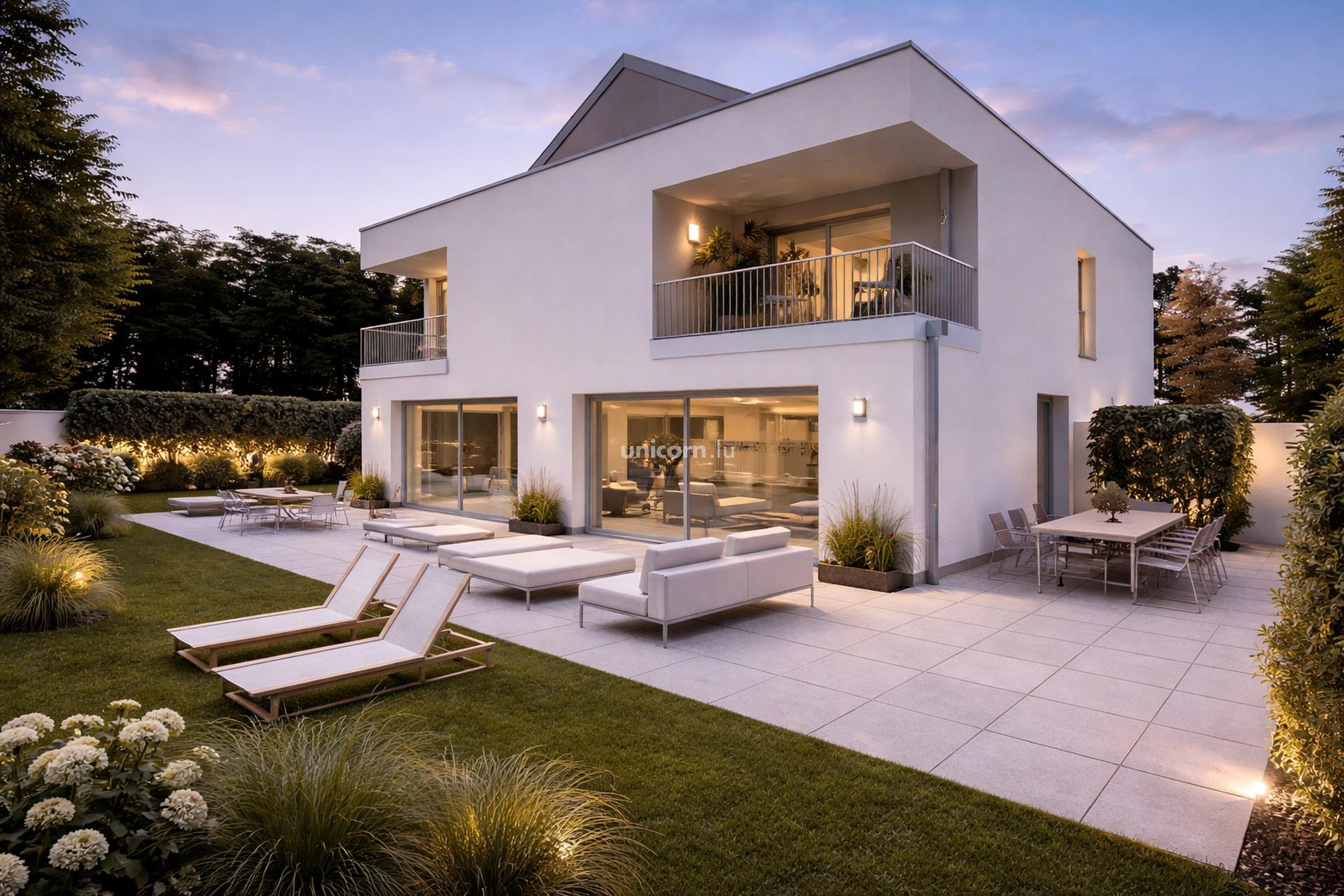 Detached house for sale in Kockelscheuer (Roeser)  - 295m²