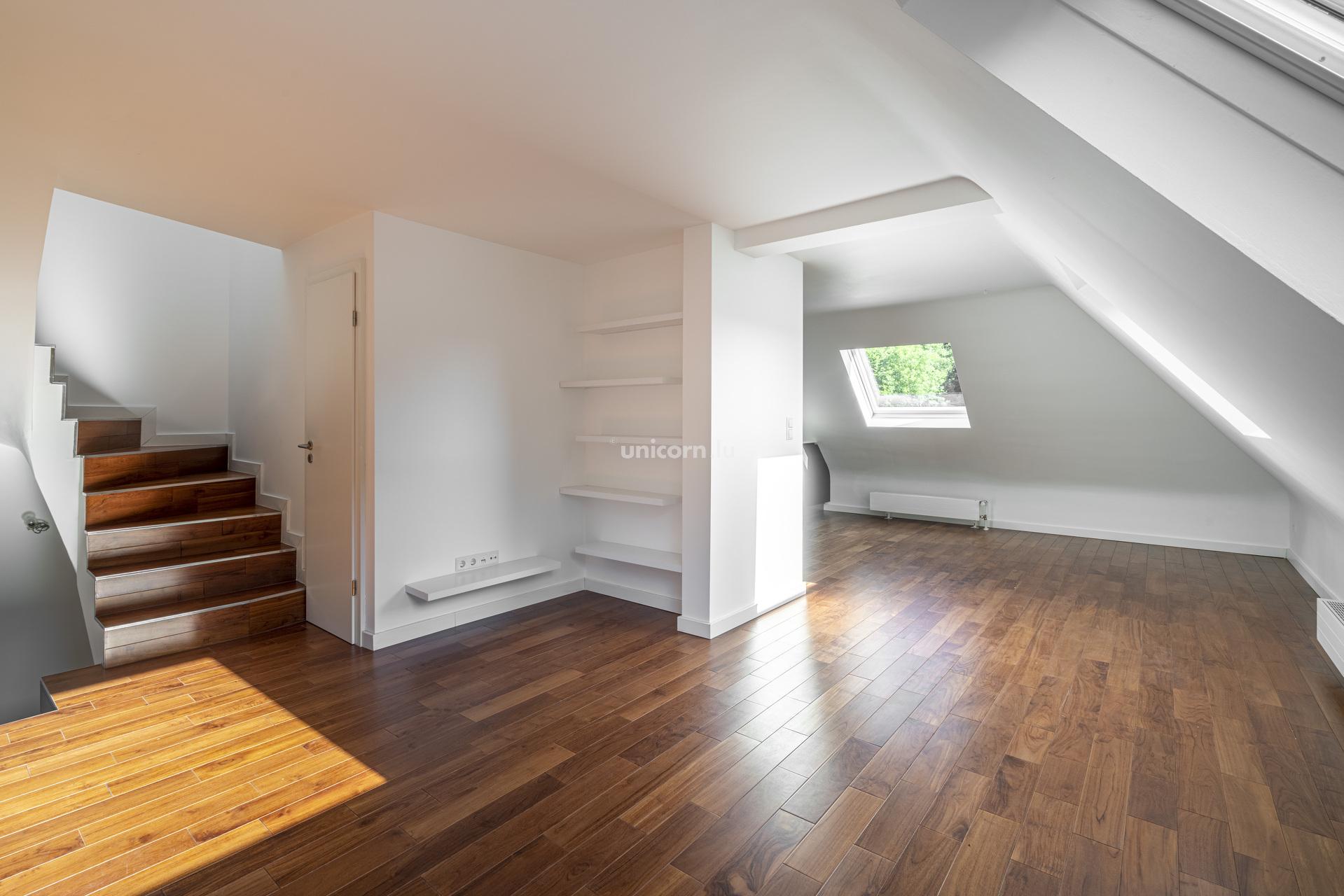 单元房 for sale in Luxembourg-Rollingergrund   - 82m²