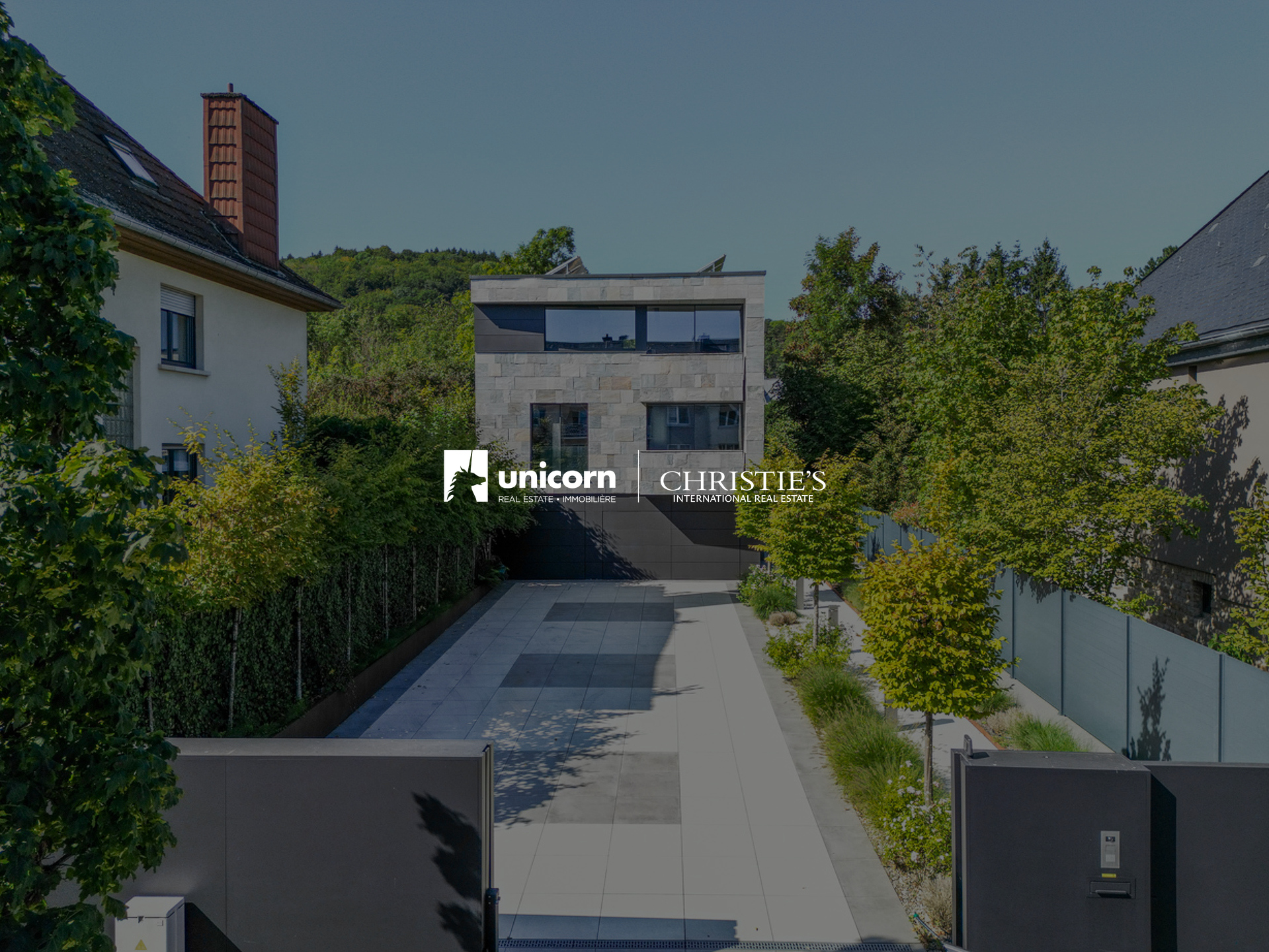 Villa for sale in Bereldange  - 505m²